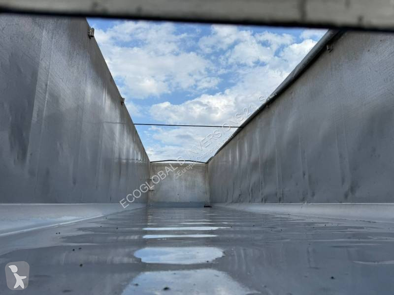Semirimorchio Fruehauf
