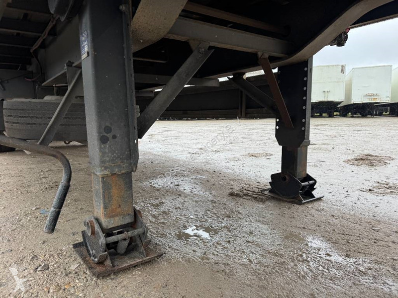 Oplegger Fruehauf ONCRK 32-220 A - Taillift /...
