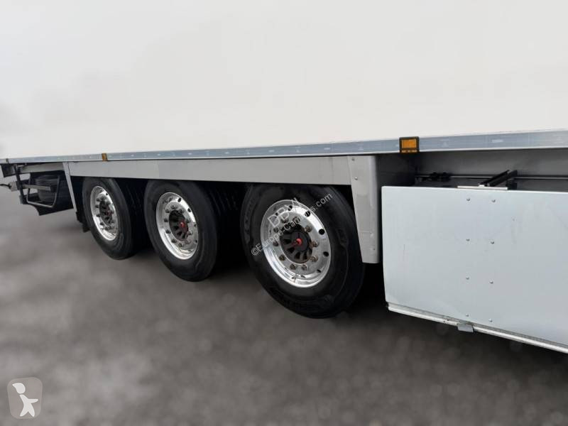 نصف مقطورة Chereau MULTI