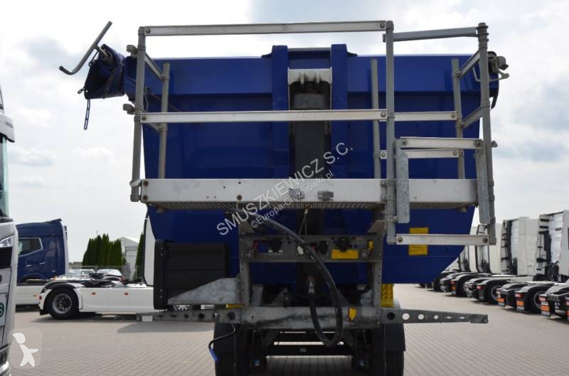 Полуремарке Schmitz Cargobull WYWROTKA 24 m3...