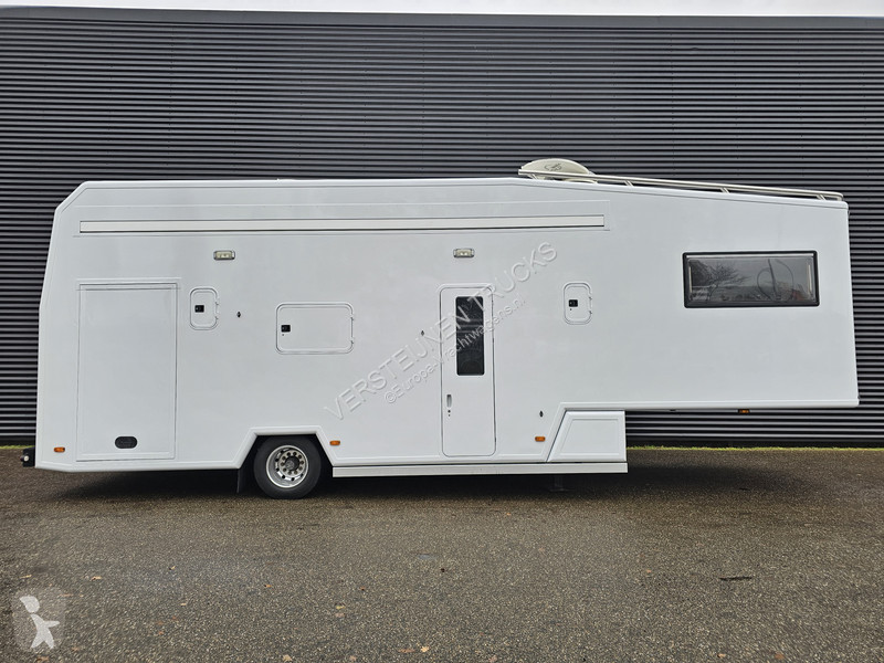 Полуприцеп  CAMPER TRAILER / MOBIL HOME