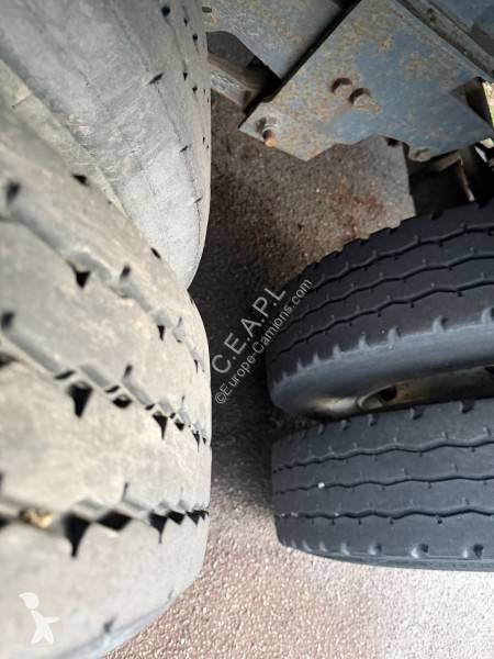 نصف مقطورة Trailor