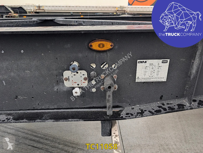 نصف مقطورة  Tank chassis Gooseneck