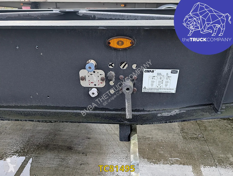نصف مقطورة  Tank chassis Gooseneck