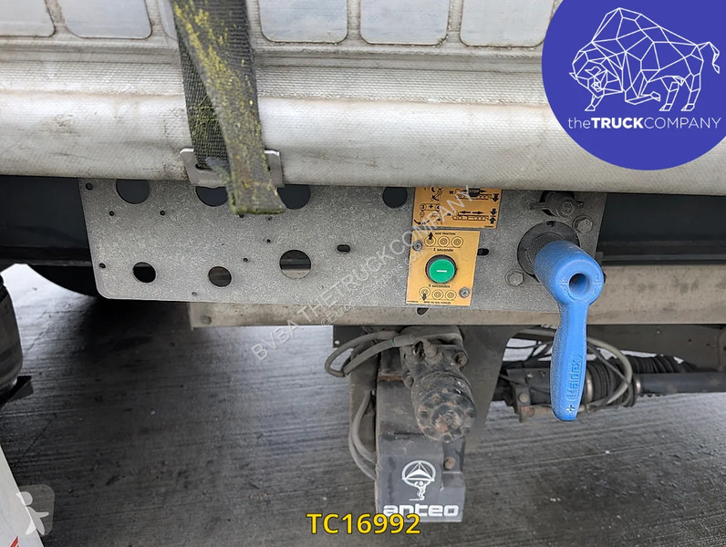 نصف مقطورة Fruehauf