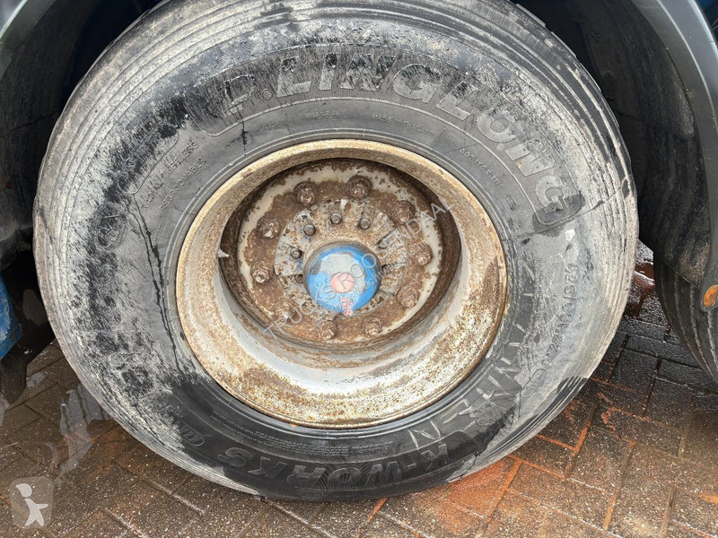 نصف مقطورة Serrus SILO tipper 90 degrees