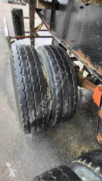 نصف مقطورة Fruehauf 2 Axle , 8 Tyres , Steel...