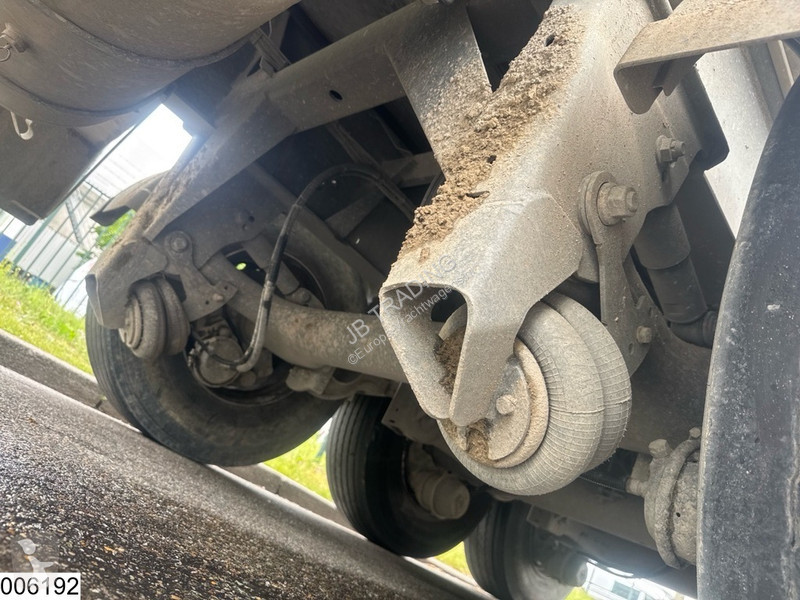 نصف مقطورة Tecnokar kipper Lift axle