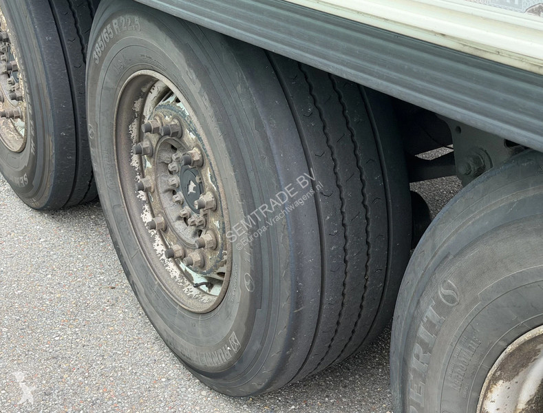 نصف مقطورة Schmitz Cargobull SCB*S3B THERMO...