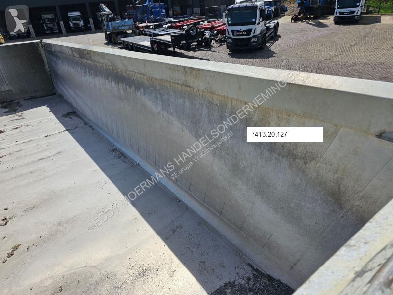 نصف مقطورة Schmitz Cargobull SGF*S3 Steel...