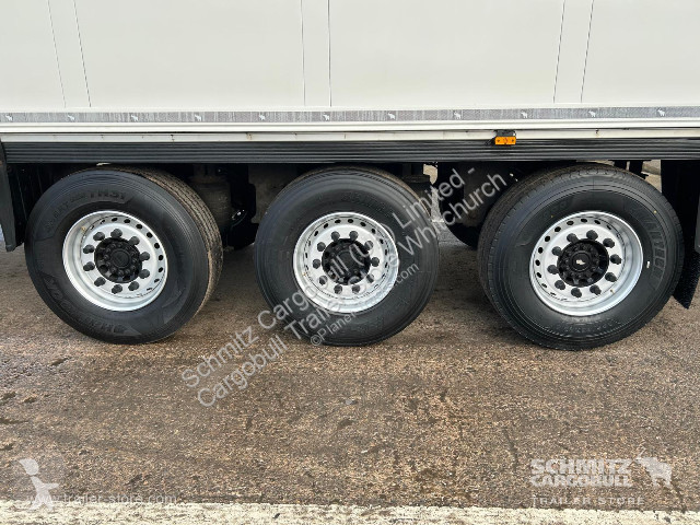 Oplegger Schmitz Cargobull Reefer Standard