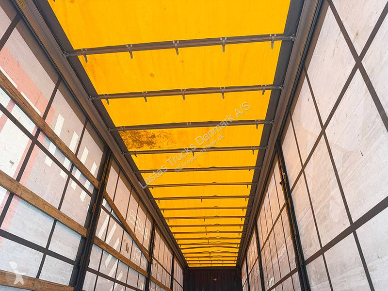 نصف مقطورة Krone Curtainsider / Planenauflieger