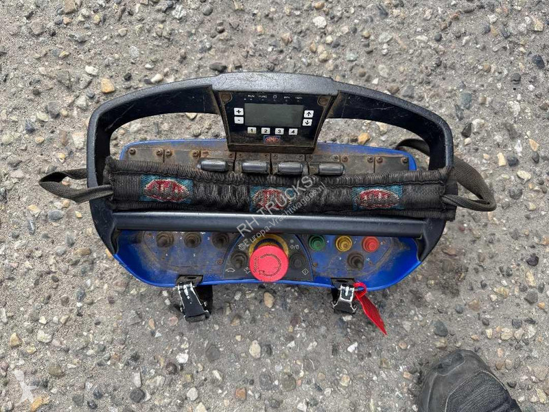 نصف مقطورة Lecitrailer 3 AXLE + HMF 1820-K3 +...