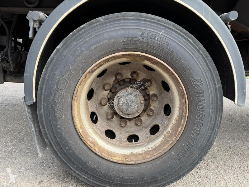 نصف مقطورة  1 AS 1 AXLE + BOX 9,1 METER INSIDE...