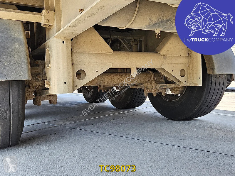 نصف مقطورة Fruehauf