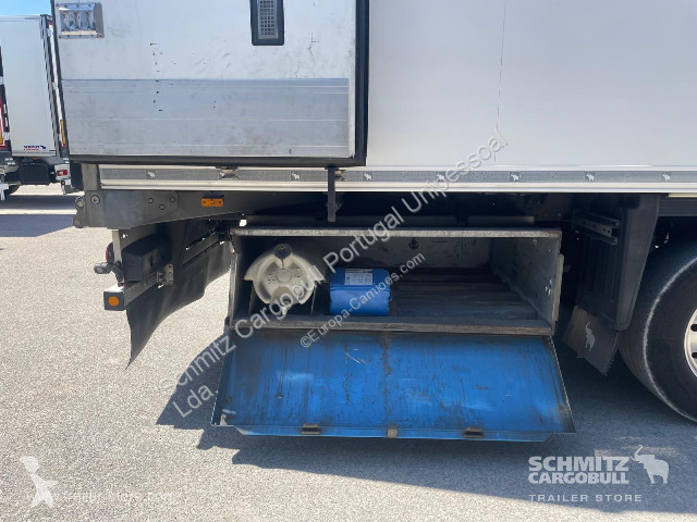 نصف مقطورة Schmitz Cargobull Semitrailer Reefer...