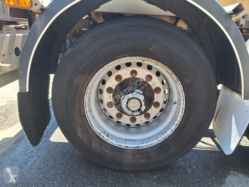 نصف مقطورة Fruehauf T38N