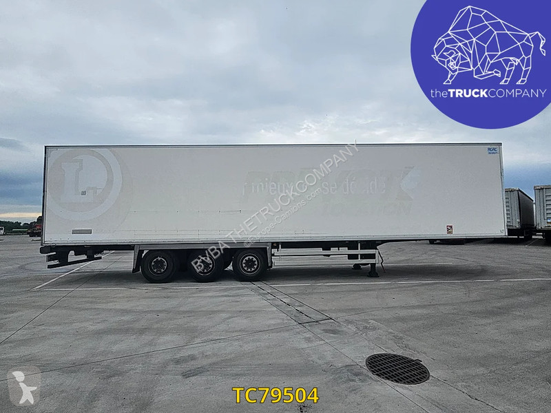 نصف مقطورة Chereau