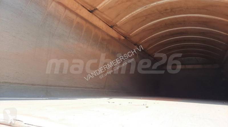 نصف مقطورة Schmitz Cargobull SCB