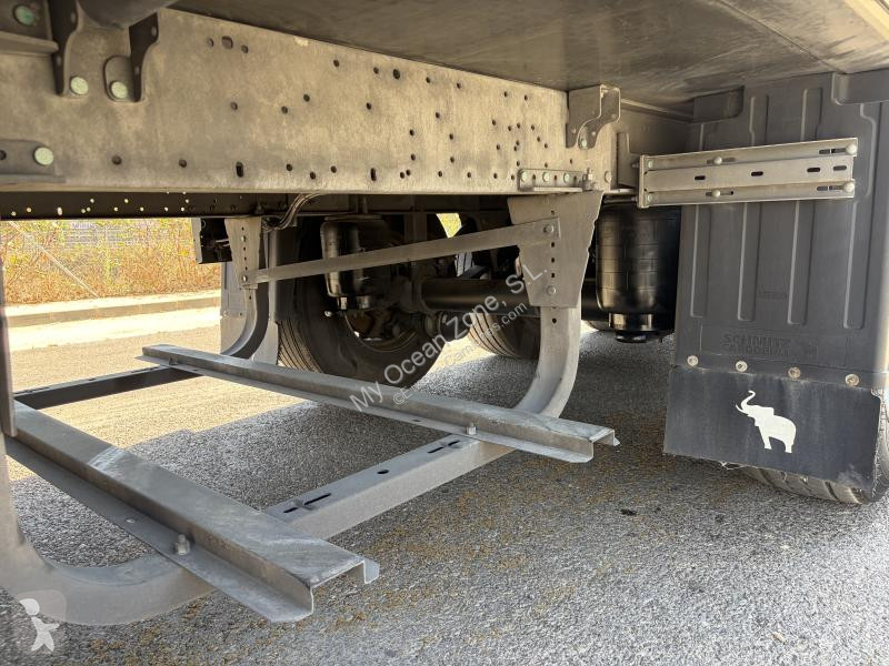 نصف مقطورة Schmitz Cargobull
