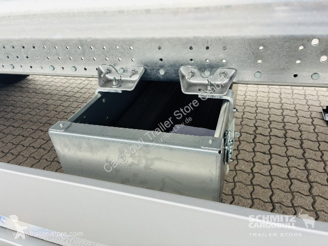نصف مقطورة Schmitz Cargobull Plateau Standard