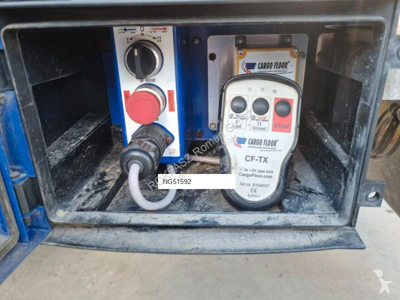 نصف مقطورة Schwarzmüller Walkingfloor 92m3...