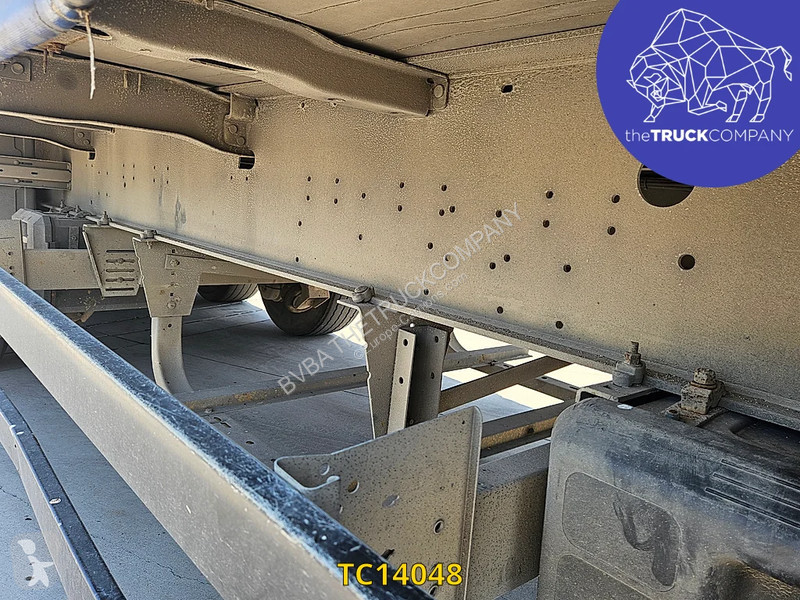 نصف مقطورة Schmitz Cargobull PLSC