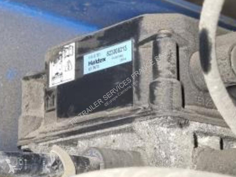 نصف مقطورة Fruehauf Trailer Curtainsider...