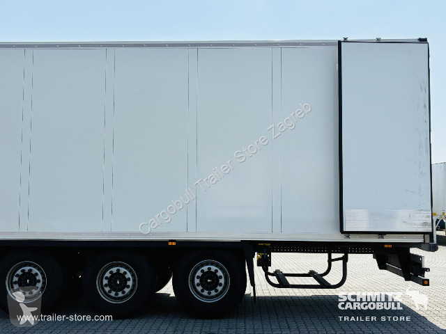 نصف مقطورة Schmitz Cargobull Semitrailer Reefer...