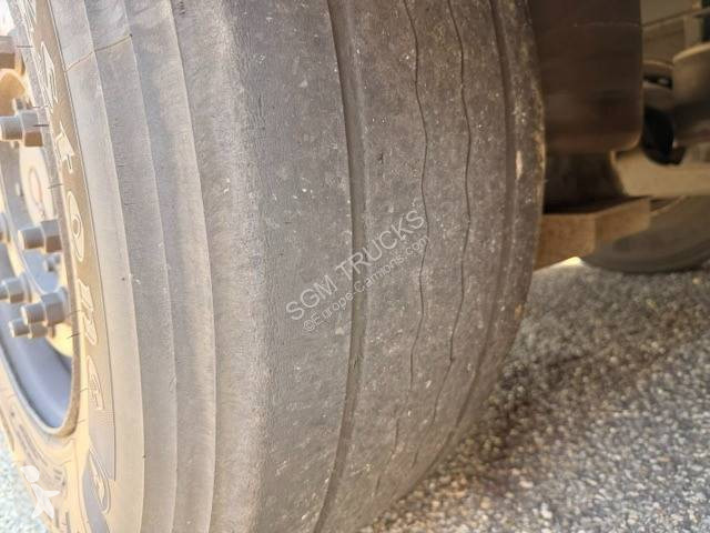 نصف مقطورة Fruehauf FOURGON 3 ESSIEUX SAF