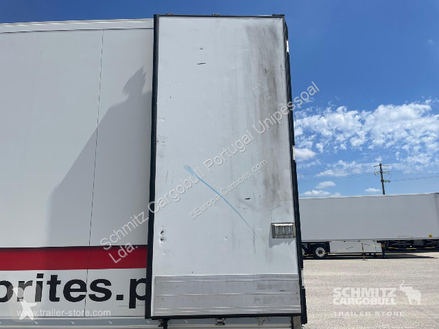 نصف مقطورة Schmitz Cargobull Semitrailer Reefer...