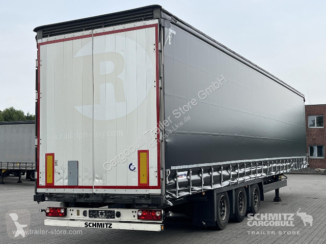 نصف مقطورة Schmitz Cargobull Curtainsider Mega...