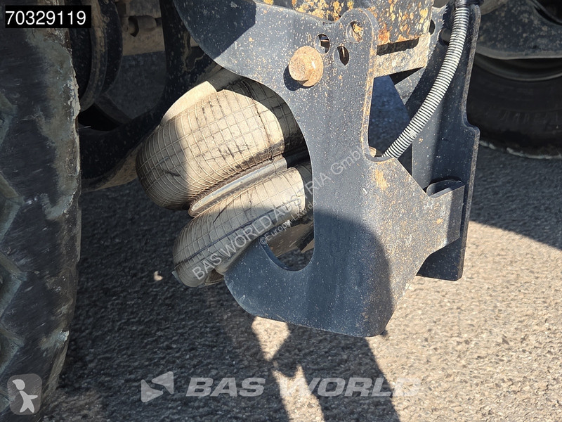 Полуприцеп Schwarzmüller SK 3 axles Lift Axle...