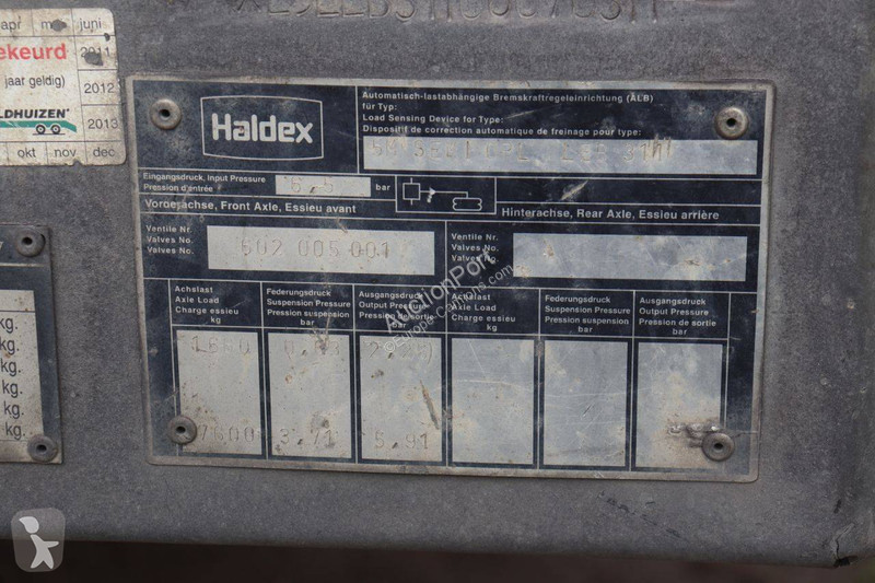 نصف مقطورة Veldhuizen P31-5A