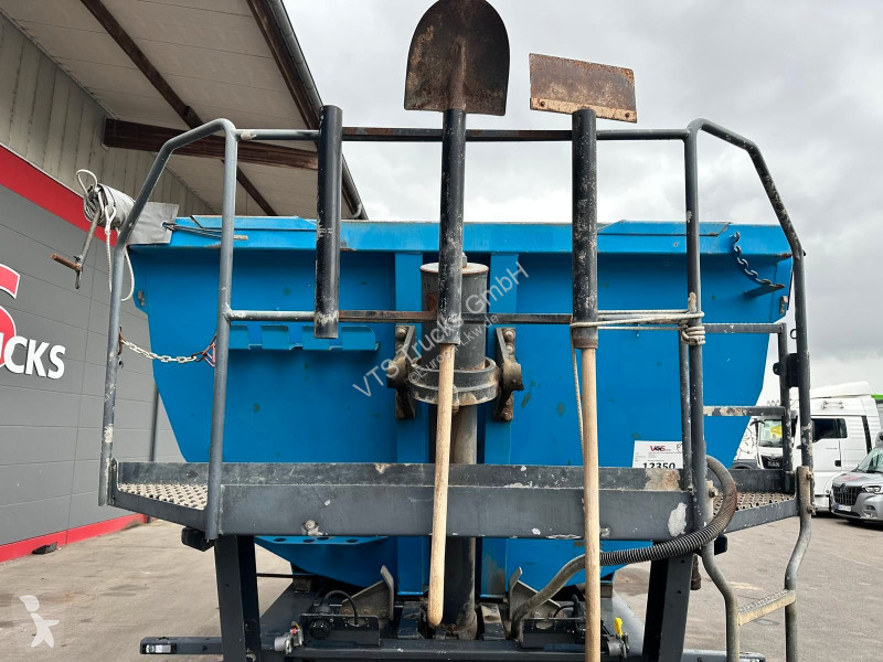 نصف مقطورة Kempf SKM31/2 Kippmulde Liftachse