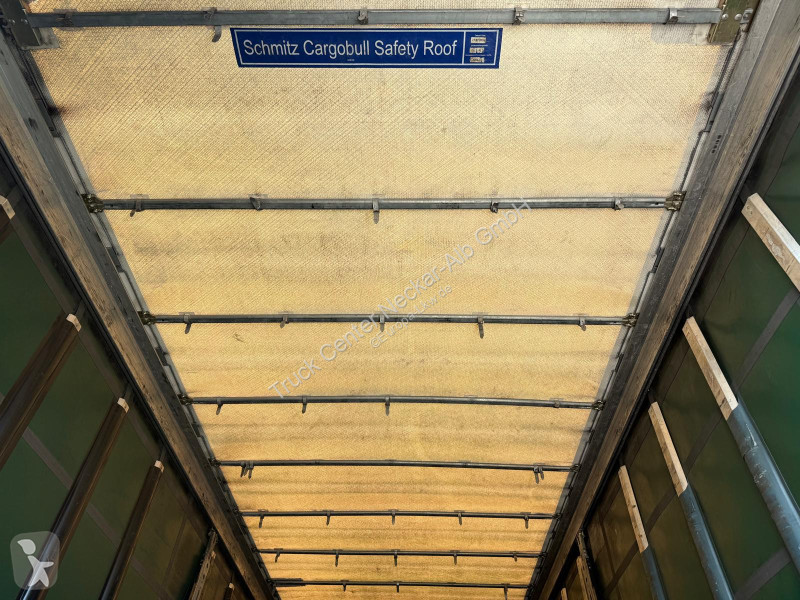 نصف مقطورة Schmitz Cargobull   3 Achs Mega...