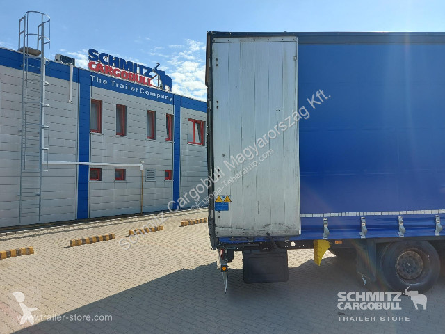 نصف مقطورة Schmitz Cargobull Curtainsider Mega