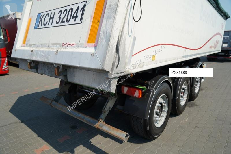 نصف مقطورة Fliegl