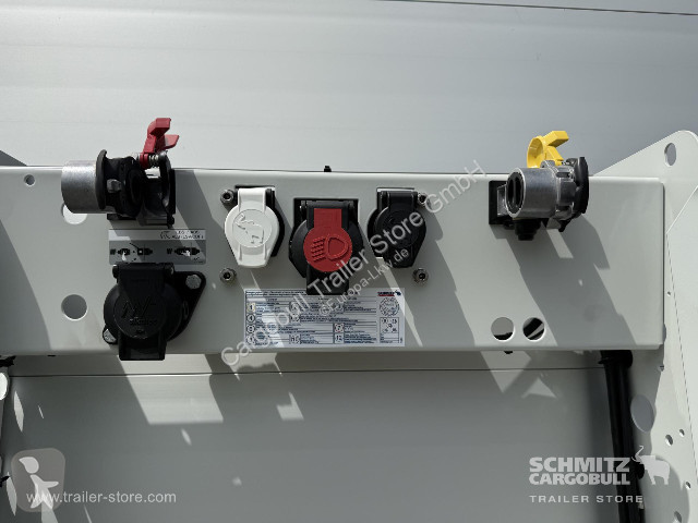 نصف مقطورة Schmitz Cargobull Curtainsider Mega...