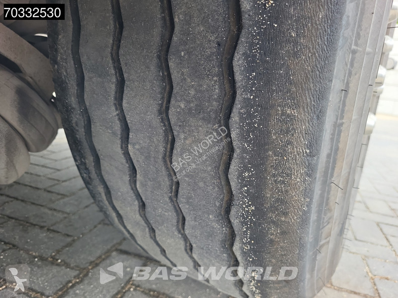 نصف مقطورة Spitzer SFS 2x Liftachse 39m3 Cement