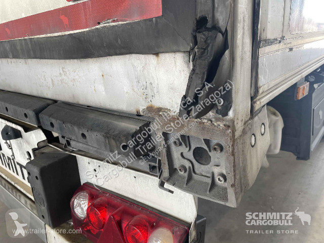 نصف مقطورة Schmitz Cargobull Reefer Standard