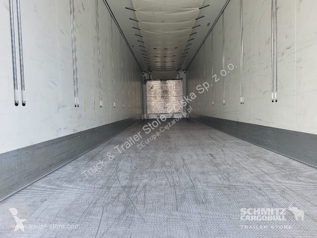Полуремарке Schmitz Cargobull Tiefkühlkoffer...