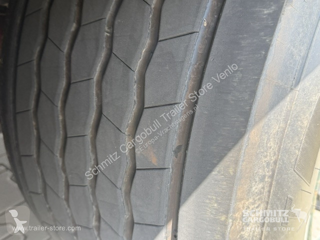 نصف مقطورة Schmitz Cargobull Curtainsider Mega