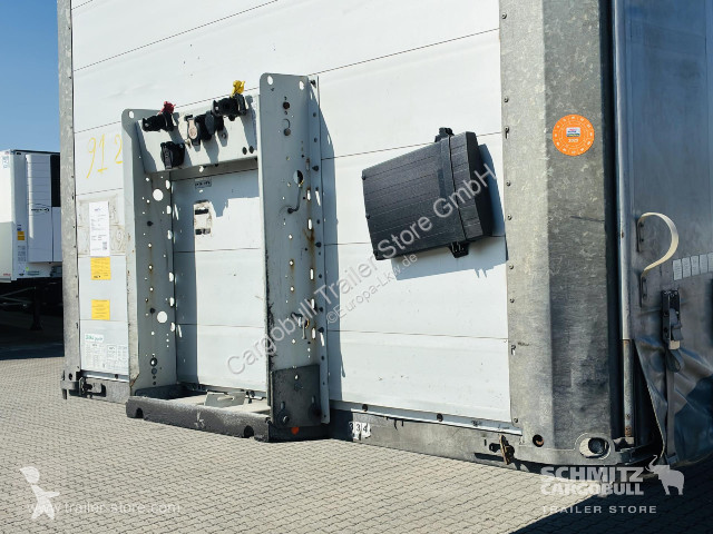 نصف مقطورة Schmitz Cargobull Curtainsider Coil...