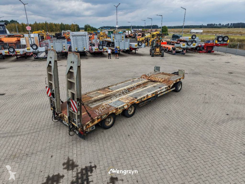 T 3 Profi 30 Najazdy hydrauliczne semi-trailer