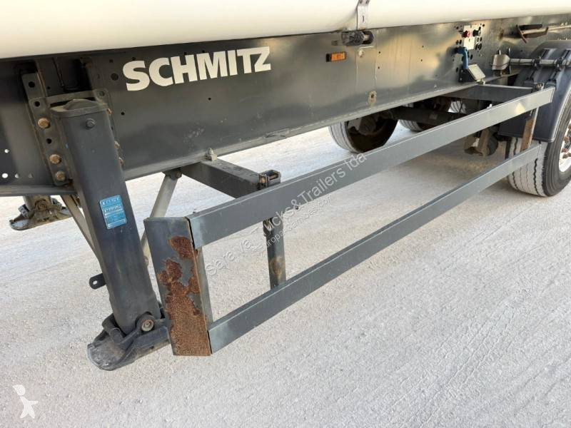 Напівпричіп Schmitz Cargobull