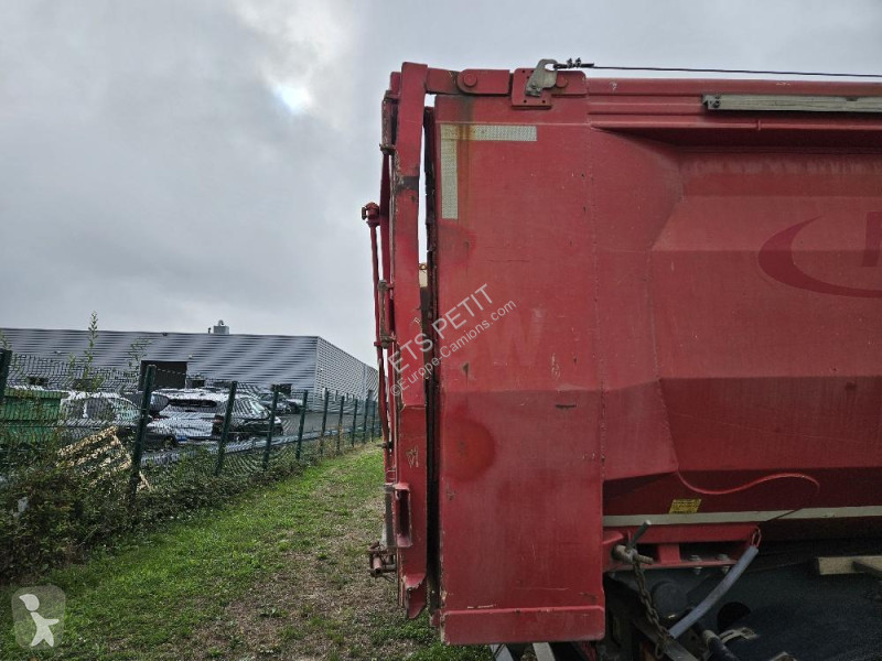 Semirremolque Fliegl  BENNE TP ACIER 3 ESSIEUX