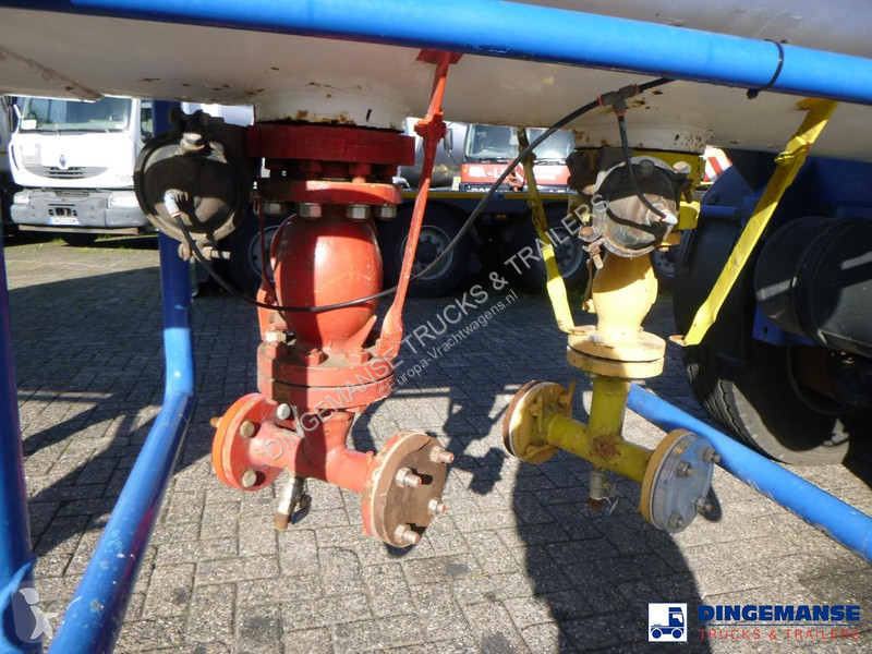 Semiremorca  Gas tank steel 49.7 m3 / 1 comp