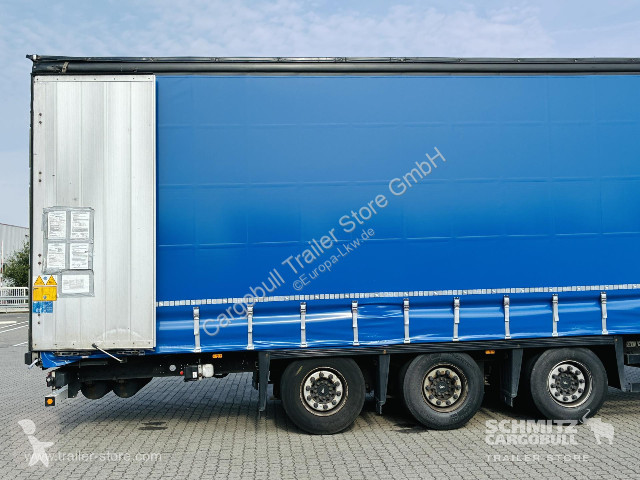 نصف مقطورة Schmitz Cargobull Curtainsider Coil...