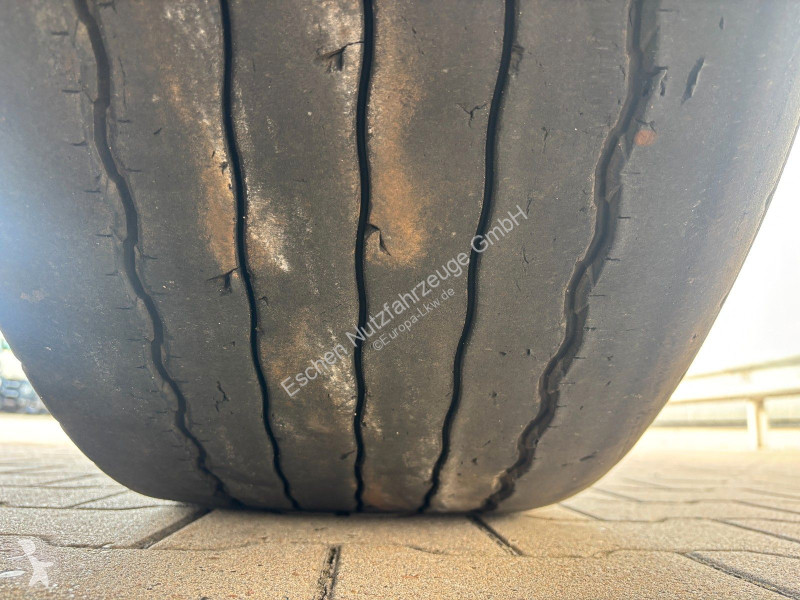 نصف مقطورة Carnehl Hardox | 26m³ Stahl...